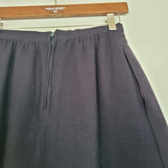 Vintage Woolrich Women's 100% Wool Knee Length Skirt Size 8 Deep Purple - Picture 7 of 11